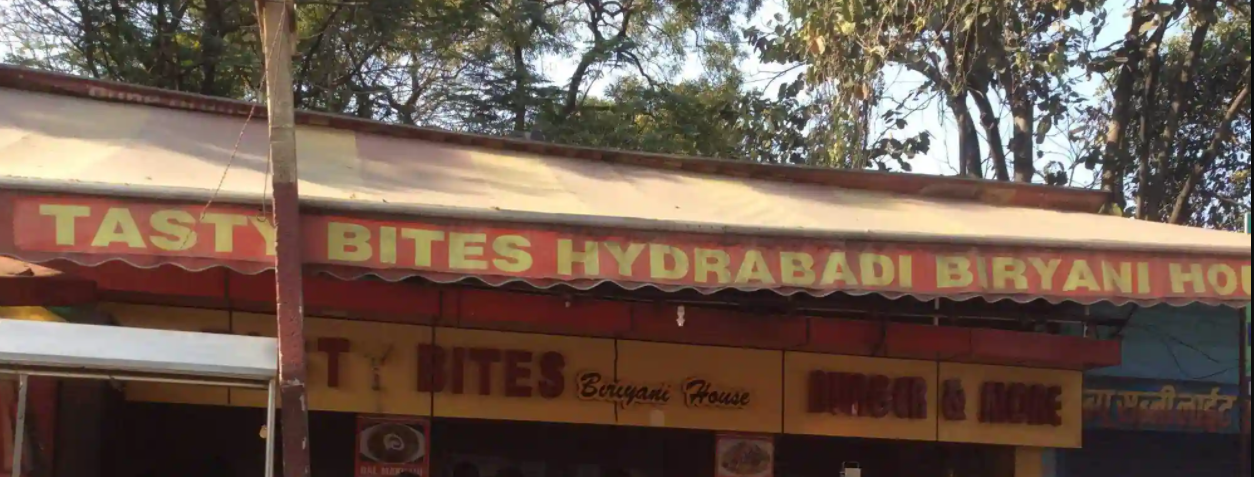 Tasty Bites Burger & More - ISM Gate No 2 Road - Dhanbad Image