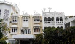 Hotel Hilltop Palace - Udaipur