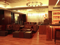 Below 8 - DLF Cyber City - Delhi