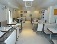 Decent Restaurant - Ellis Bridge - Ahmedabad