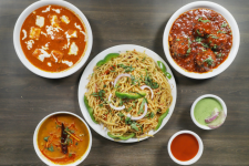 Laziz Khane Da Dhaba - Sector 27 - Noida