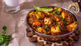 The Roll Van - Sector 93 - Noida