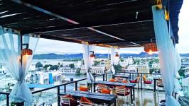Sun & Moon Restaurant - Chandpole - Udaipur