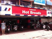 Hot Breads - Pallimukku - Kochi