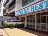 Meenus Family Restaurant - Kaloor - Kochi