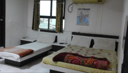 Hotel Prangan Residency - Opp Swaminarayan Temple - Ahmedabad