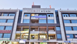 Hotel Neelkanth Palace Guest House - Singrva Road - Ahmedabad