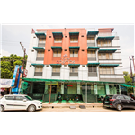 Hotel Cosmos - Lucknow