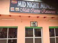 Mid Night Munchies - Lanka - Varanasi