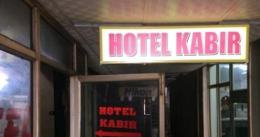 Kabir Hotel - Charbagh - Lucknow