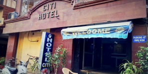 City Hotel - Lalbagh - Lucknow