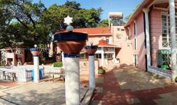 The Byke Redwood - Mahatma Gandhi Road - Matheran