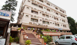 Hotel Samrat - South Tukoganj - Indore