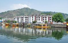 Hotel Pride Continental - The Boulevard Road - Srinagar
