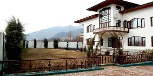 Saffron Flower Palace - Sempore Saffron Colony - Srinagar