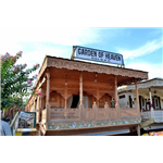 Houseboat Garden of Heaven - Dal Lake - Srinagar