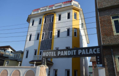 Hotel Pandit Palace - Bishamber Nagar - Srinagar