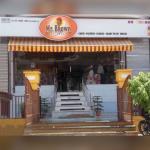 Mr Brown - Mall Road - Kanpur