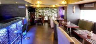 Rainforest Bar Hotel Gateway Grandeur - Christian Basti - Guwahati
