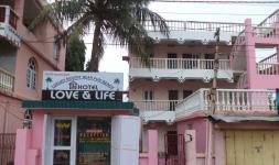 Love & Life Hotel - Badasirei - Puri