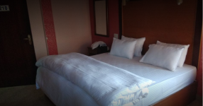 Hotel Avenue - G T Road - Aligarh