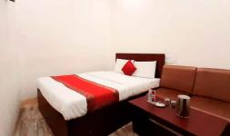 Laxmi Hotel - Swami Vivekanand Marg - Allahabad