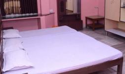 New Sangam Hotel - Shahganj - Allahabad