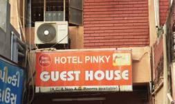 Hotel Pinky Guest House - Sector 16 - Gandhinagar