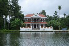 Puthenpura Tourist Enclave - Cheepunkal - Kumarakom
