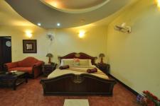 Haji Mushtaq Hotel - Kesarganj - Meerut