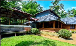 Hacienda - Padincharethara - Kalpetta