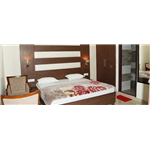 Hotel Waves - Zirakpur