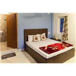 Petra Family Guest House - Sholayar Dam - Valparai