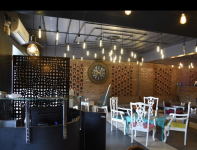 Cafe Hide Out - Ellis Bridge - Ahmedabad