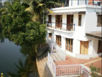 Kumarakom Guest House - Kottayam