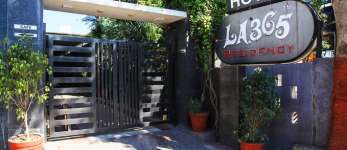 FabHotel LA 365 Residency - Navrangpura - Ahmedabad