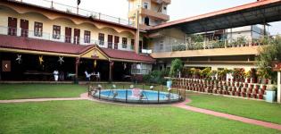 Alakapuri Hotel - Kozhikode
