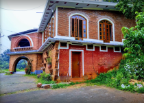 Motel Araam Athirapally - Thrissur