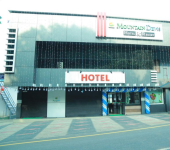 Mountain Dews Hotel Resort - Wayanad