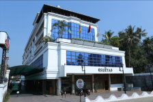 The Surya Luxury Airport Hotel - Kochi