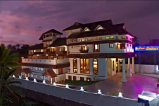 Lake Symphony Resort - Kochi