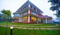 LakeRose Wayanad Resort - Kalpetta
