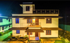 Three Roots Stay - Wayanad