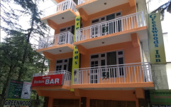 Hotel Greenwoods Inn & Bar - McLeod Ganj - Dharamshala
