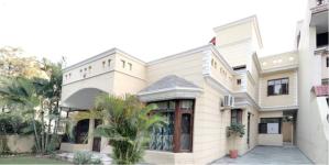 The Shradha hotel - Chandigarh