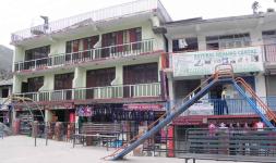 Hotel Aakarsh - Kangra