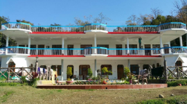Chintpurni Village Resort - Una