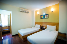 Wingflying Hotel - Chennai