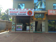 Hotel Sagar Fish Land - Maruthi Veethika - Udupi