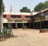 Gulati - Pandara Road Market - New Delhi